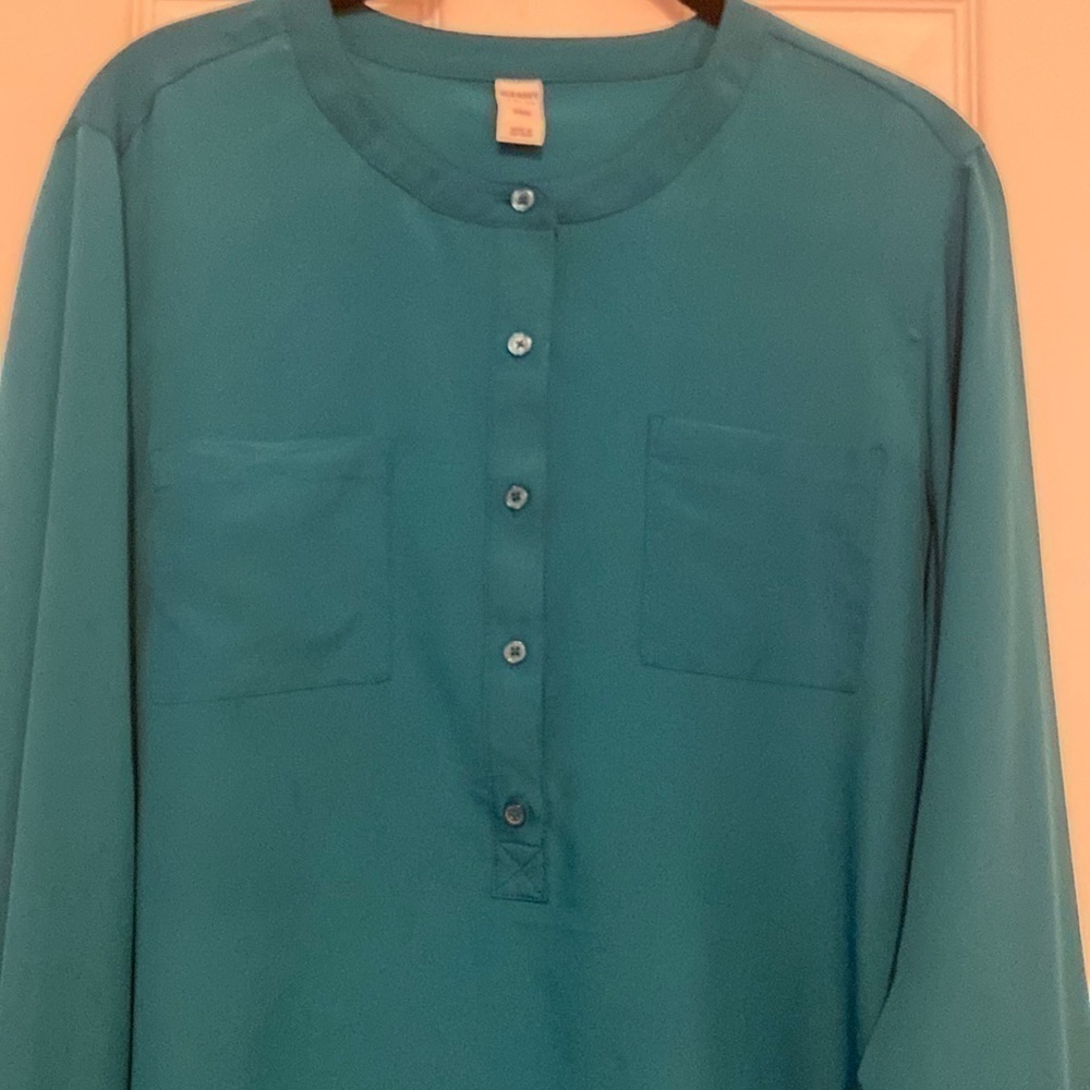 Old navy woman mock collar button down shirt front pocket size L teal green